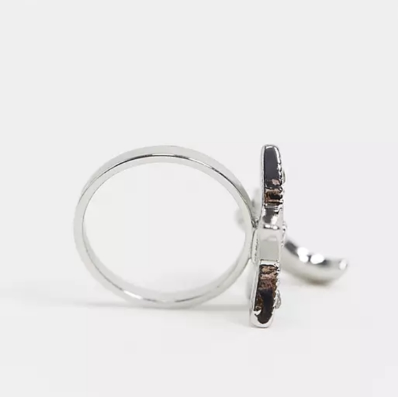 Star Ring With Moon Charm - Picture 4 of 16